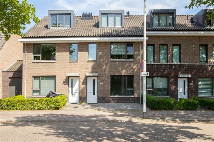 View photo 1 of Rijnstraat 2-42