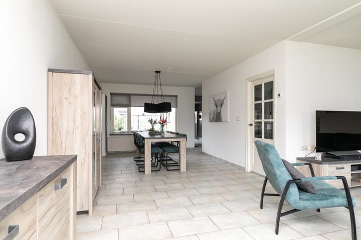 Foto 11 van Dr. J.M. den Uylstraat 65