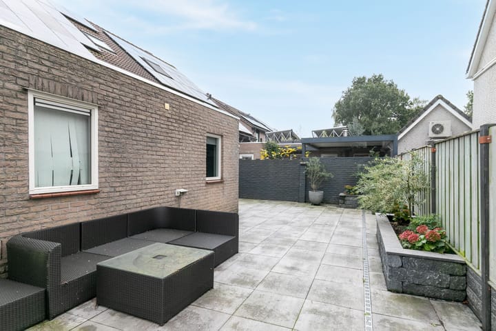 Foto 48 van Dr. J.M. den Uylstraat 65