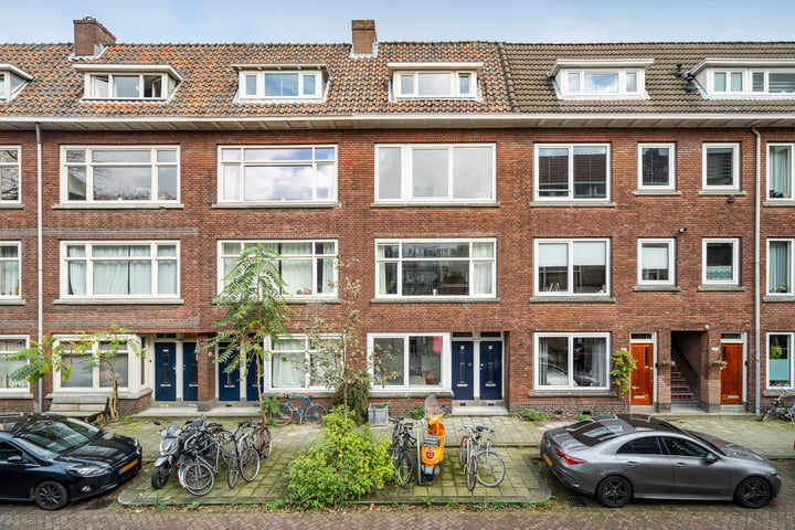 Bekijk foto van Treubstraat 18 B02