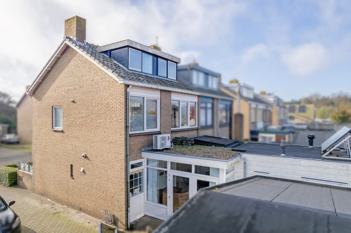 Foto 42 van Plevierstraat 10