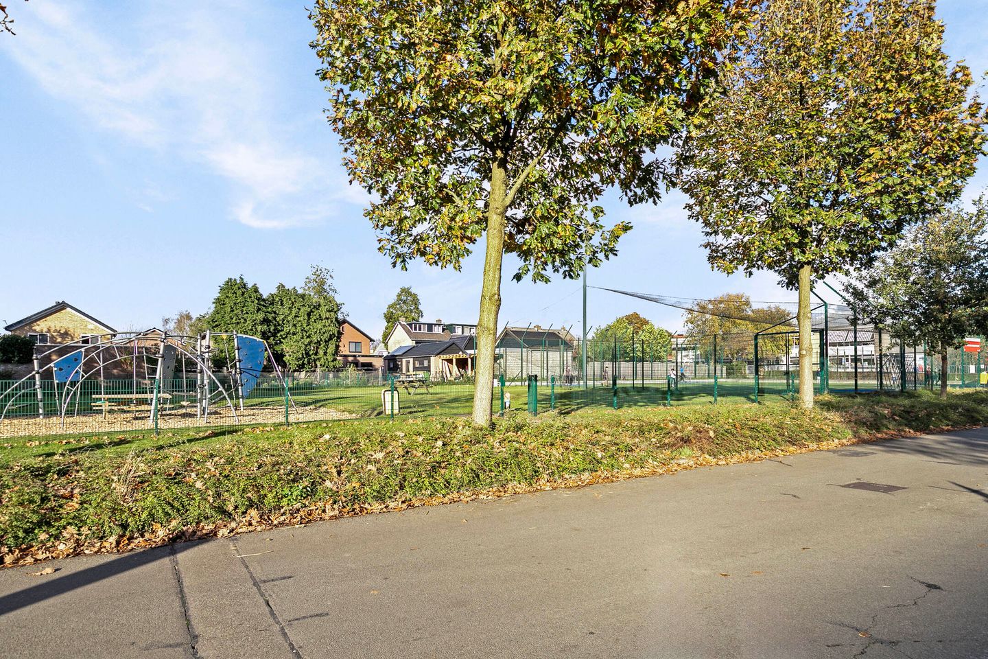 Foto 29 van Van der Hagenstraat 933