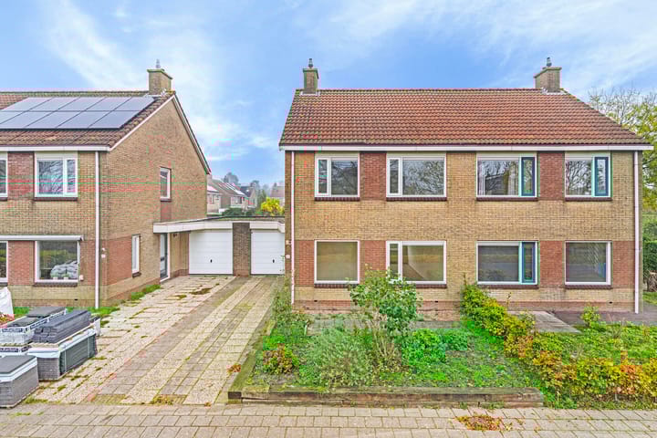 Foto 2 van de Reling 9