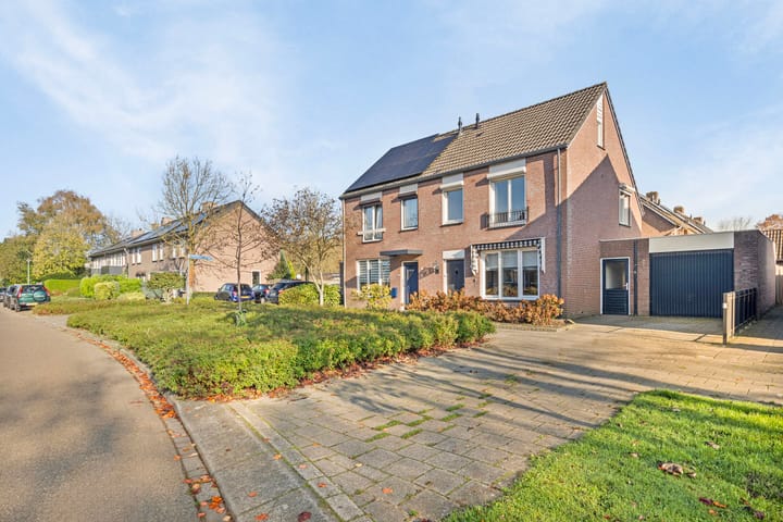 Foto 1 van Van Vlattenstraat 25