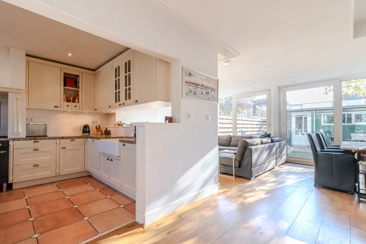 Foto 10 van Roerdompstraat 118