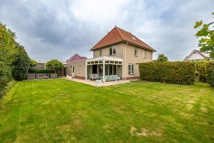 Foto 2 van Jonker Egbert Clantsngl 11