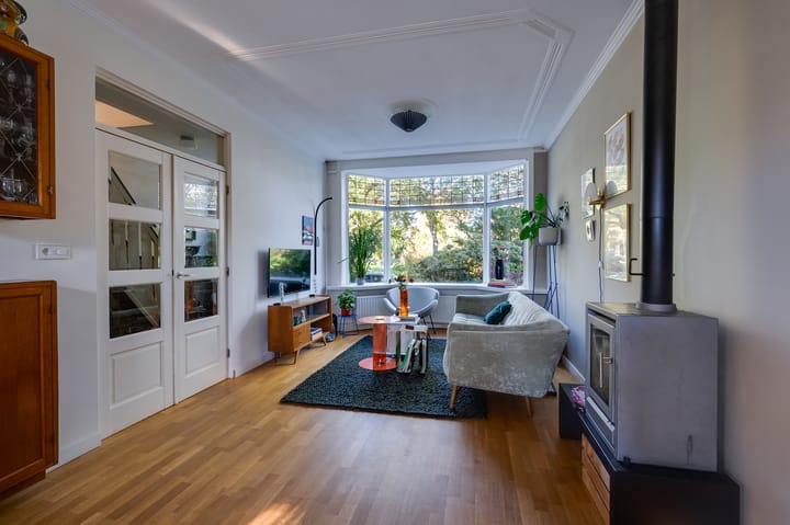 Foto 9 van Van Baerlestraat 50