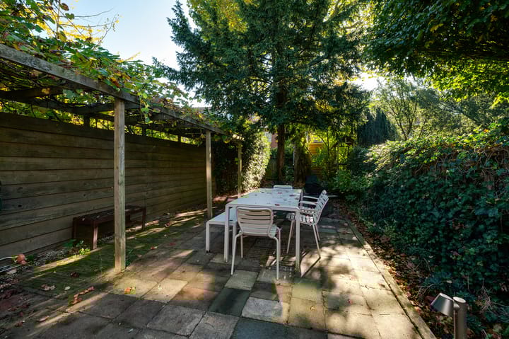 Foto 37 van Van Baerlestraat 50