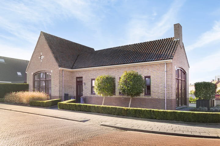 undefined main image