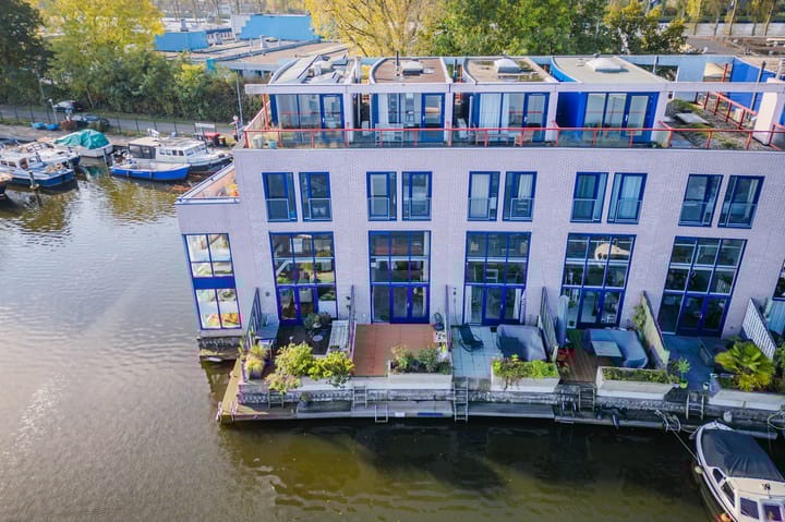 Foto 1 van Aquamarin 111