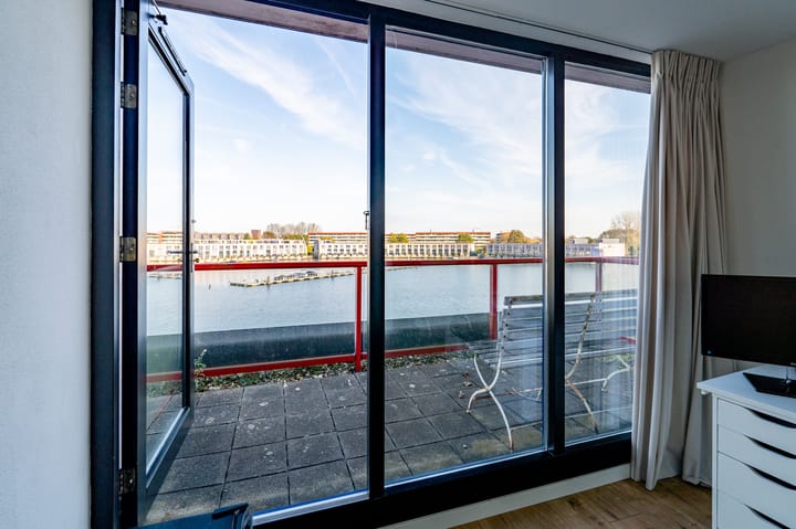 Foto 38 van Aquamarin 111