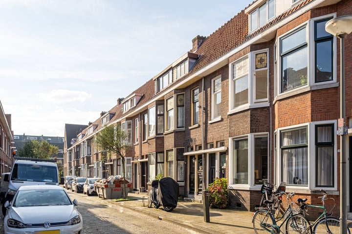 Bekijk foto 36 van Pieter de Hooghstraat 25