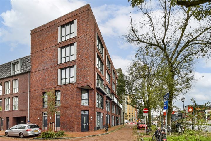 View photo 16 of Monteverdistraat 52