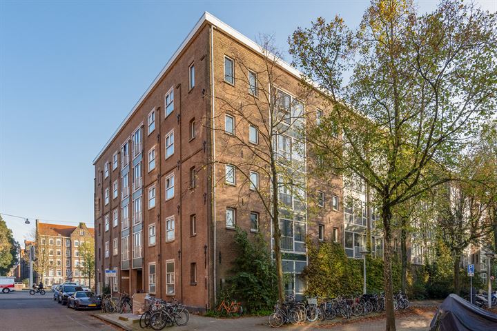 Bekijk foto 1 van Nova Zemblastraat 15-A