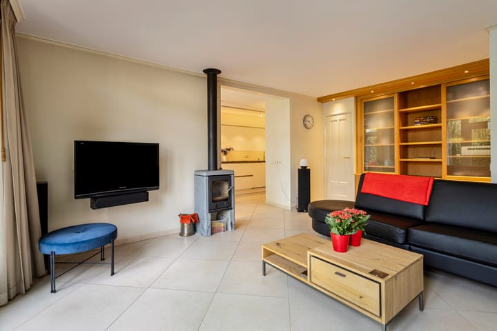 Foto 16 van Elzenlaan 9