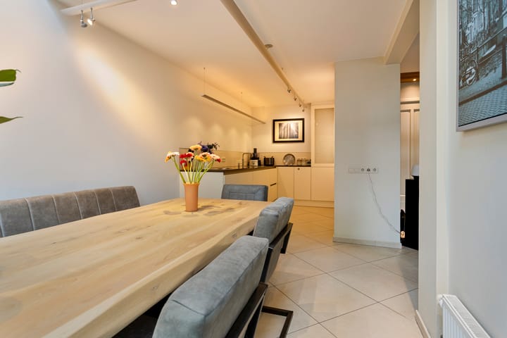 Foto 24 van Elzenlaan 9