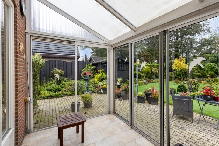 Foto 15 van Merketon 8