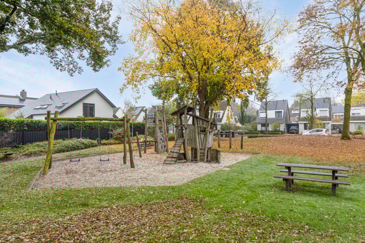 Foto 33 van Merketon 8