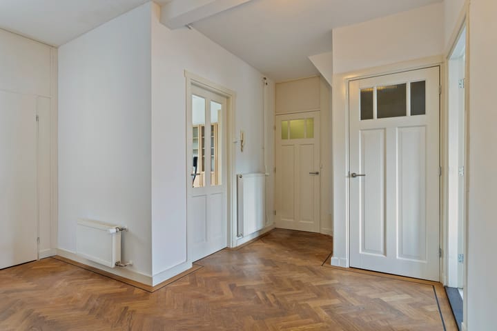 Foto 7 van Valkenboskade 334