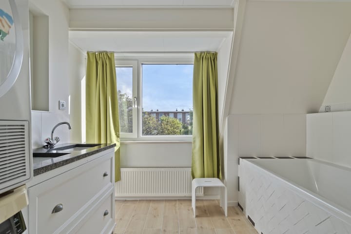 Foto 26 van Valkenboskade 334