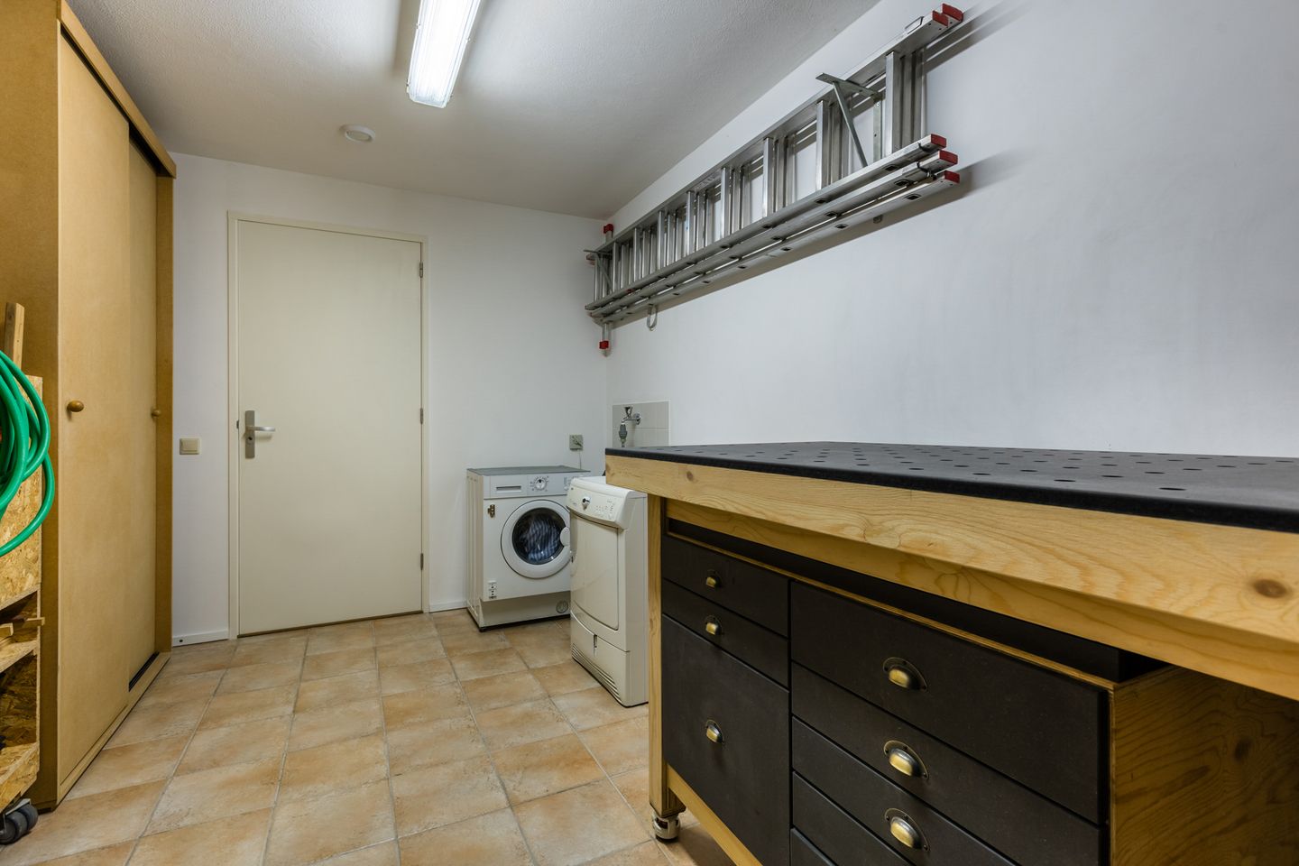 Photo 35 of Milheezestraat 24