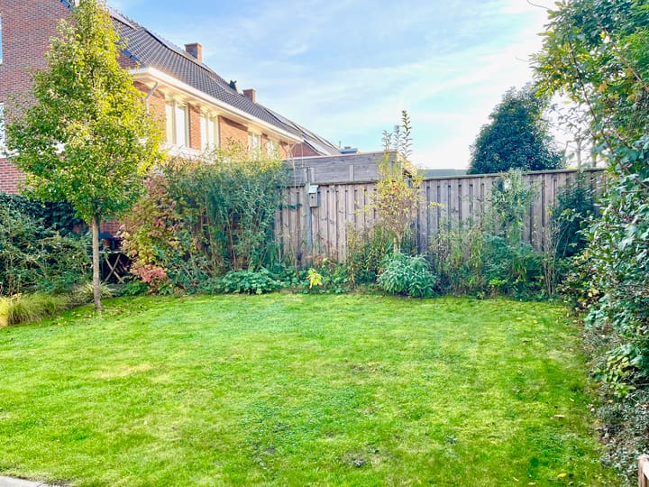 Foto 32 van Houtsingel 24