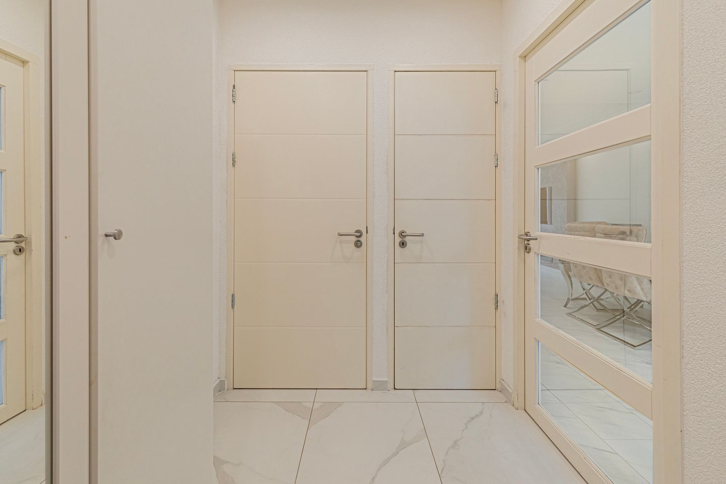 Photo 5 of Linnaeusstraat 108