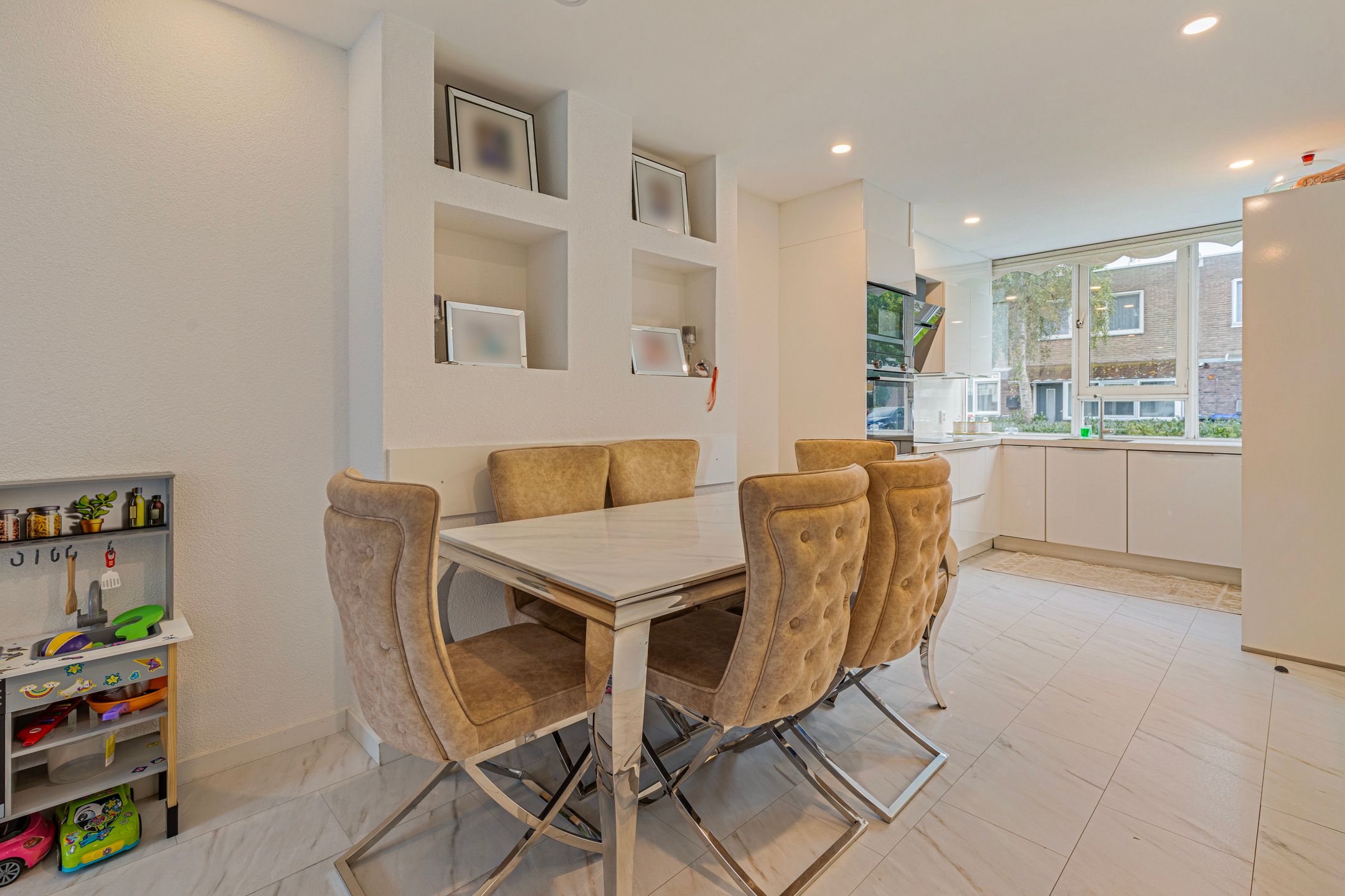 Photo 12 of Linnaeusstraat 108