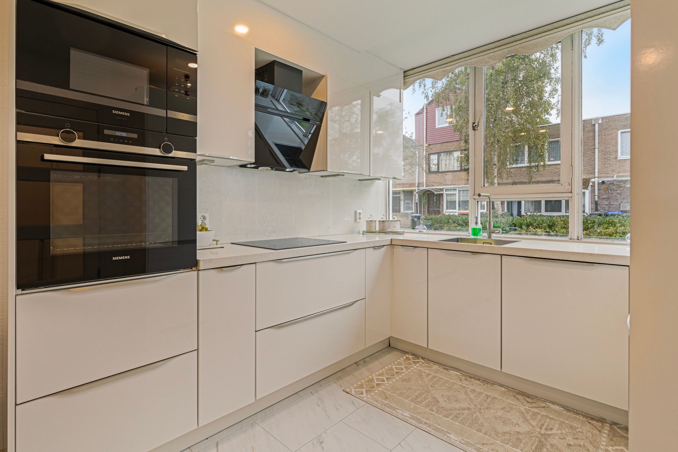 Photo 3 of Linnaeusstraat 108