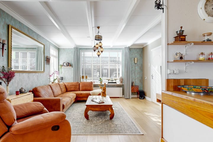 Foto 9 van Middenweg 30