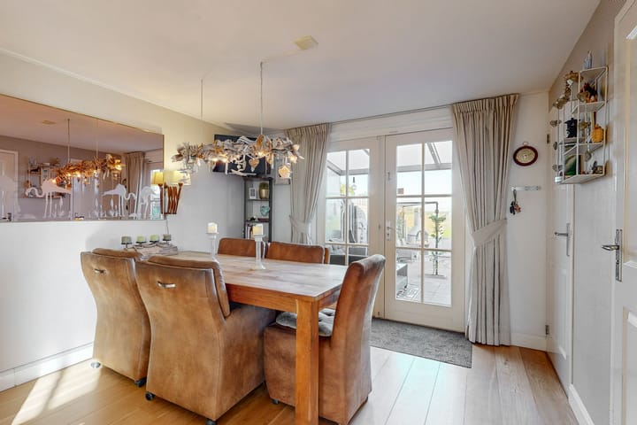 Foto 16 van Middenweg 30