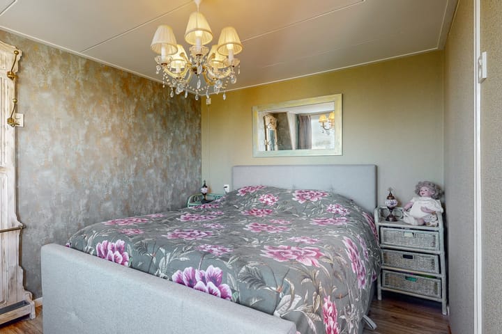 Foto 26 van Middenweg 30