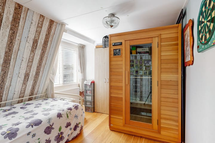 Foto 30 van Middenweg 30