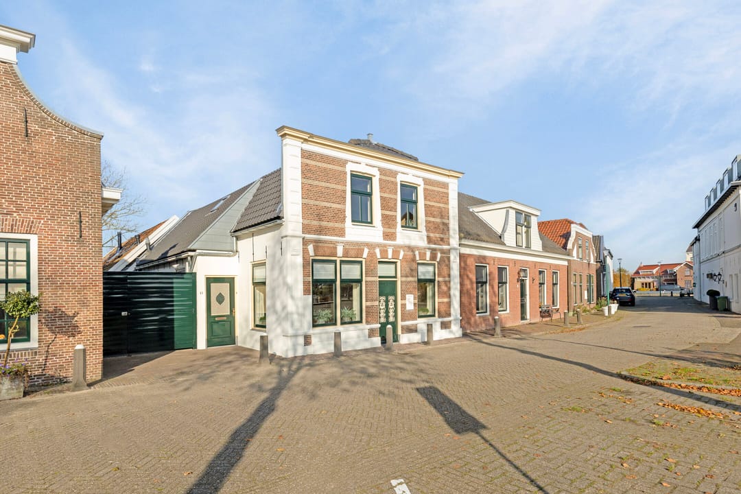 Foto 32 van 's-Molenaarsweg 13