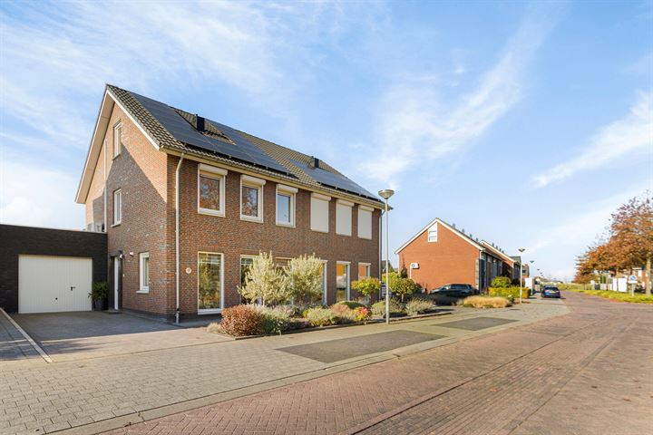 Bekijk foto 34 van Rabouw 17