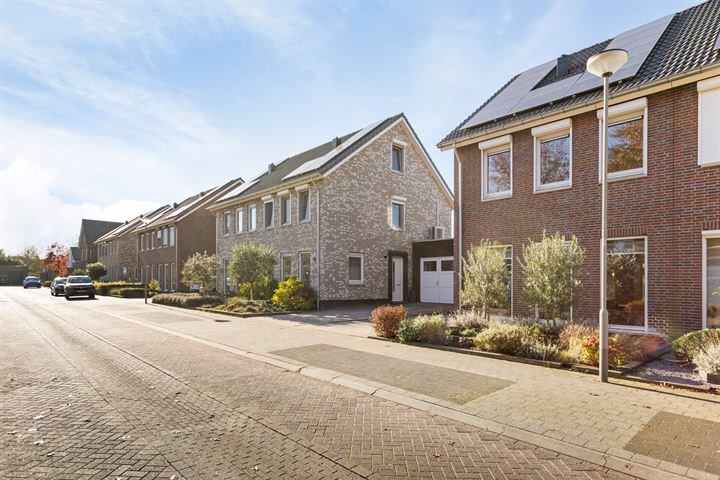 Bekijk foto 35 van Rabouw 17