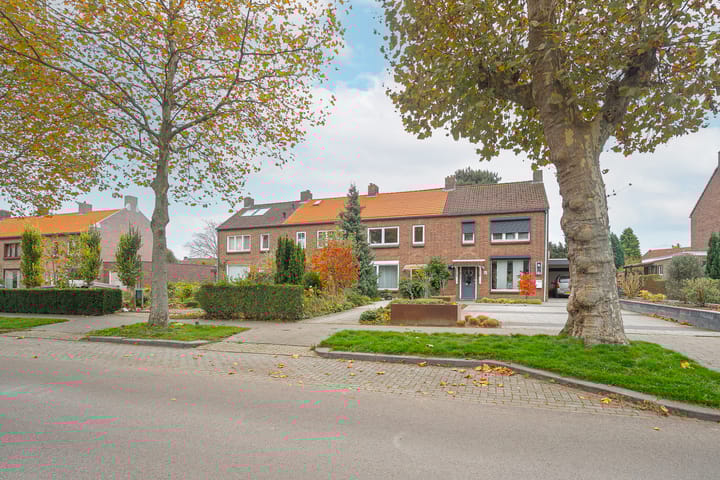 Foto 4 van Sanderboutlaan 36