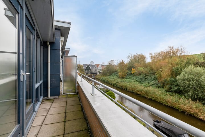 Foto 25 van Serenade 17