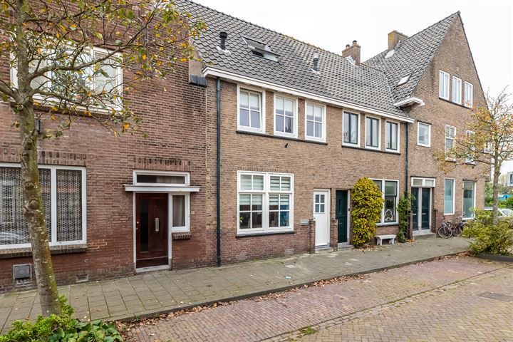 Bekijk foto 3 van Duijvendrechtstraat 35