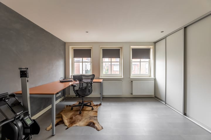 Photo 20 of Duijvendrechtstraat 35