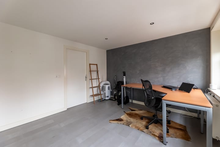 Photo 21 of Duijvendrechtstraat 35