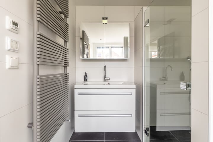 Photo 23 of Duijvendrechtstraat 35