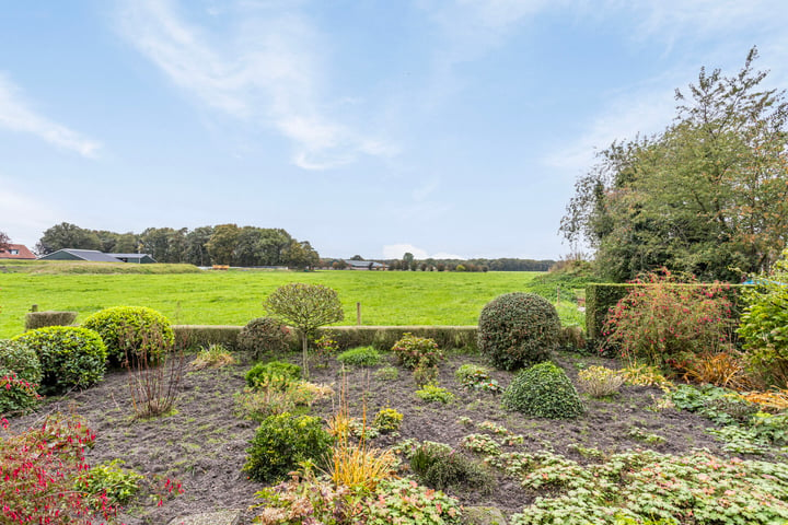 Bekijk foto 32 van Nieuwe Voorthuizerweg 11