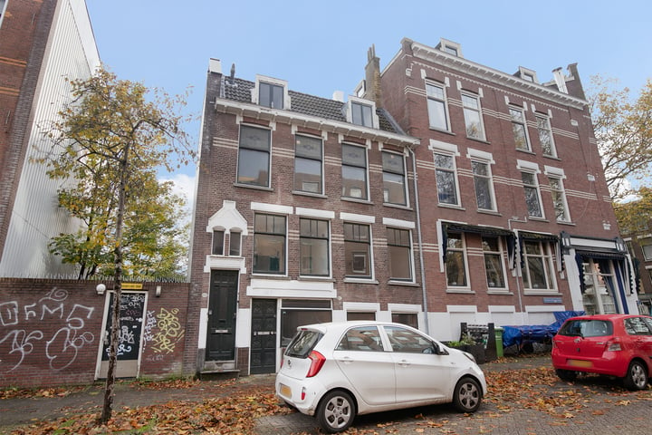 View photo 1 of Willebrordusstraat 102-A