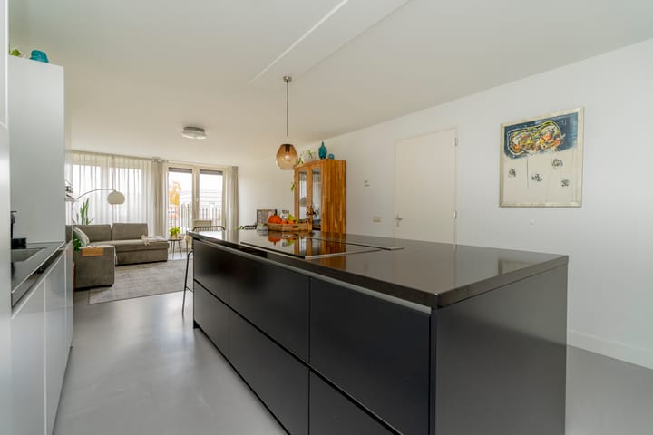 Photo 17 of Boomstraat 130-B