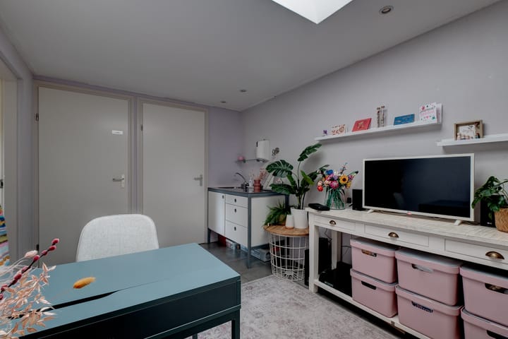 Foto 18 van Kristalstoep 70