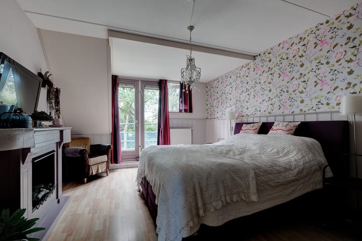 Foto 23 van Kristalstoep 70