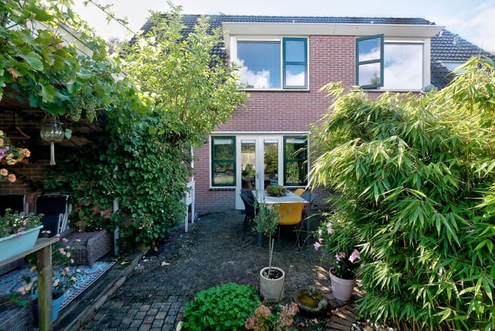 Foto 47 van Kristalstoep 70