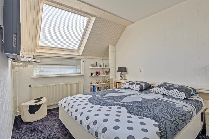 Foto 18 van Rotsheide 84