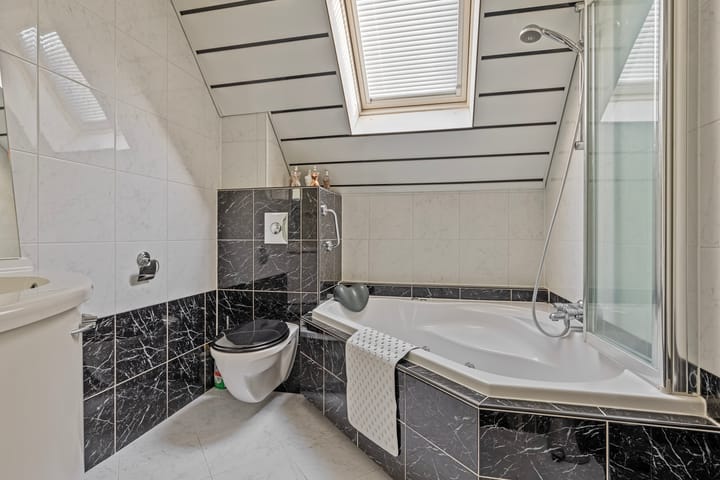 Foto 20 van Rotsheide 84